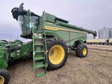 2024 John Deere X9 1100 Batteuse — photo 2