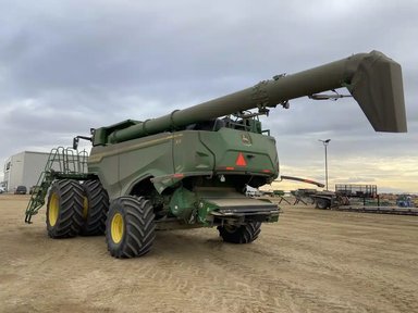 2023 John Deere X9 1100 Batteuse — photo 2