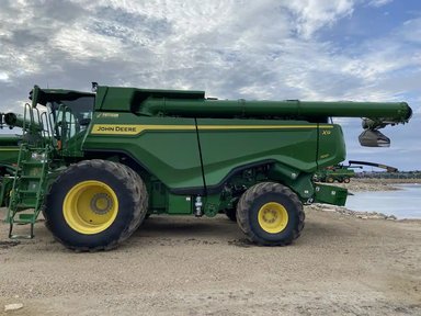 2023 John Deere X9 1100 Batteuse — photo 2