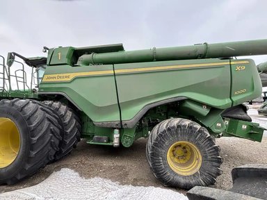 2023 John Deere X9 1000 Batteuse — photo 2