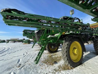 2024 John Deere 616R Arroseur - Automoteur — photo 2
