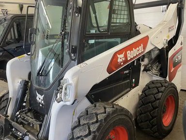 2025 Bobcat S76 chargeuse à direction à glissement — photo 2
