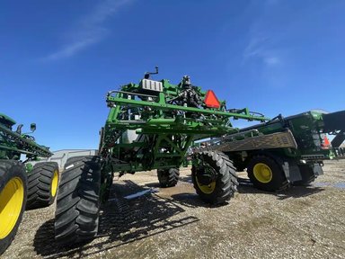 2026 John Deere 616R Arroseur - Automoteur — photo 2