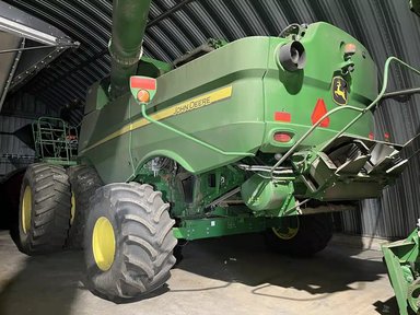 2020 John Deere S780 Batteuse — photo 2