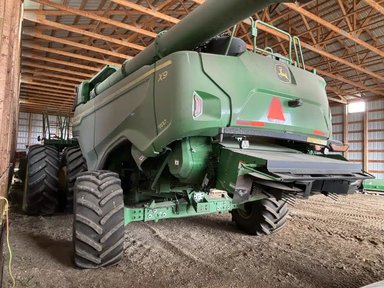 2022 John Deere X9 1100 Batteuse — photo 2