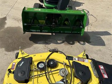 2013 John Deere X360 Tracteur à pelouse — photo 2