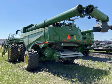 2022 John Deere X9 1000 Batteuse — photo 2