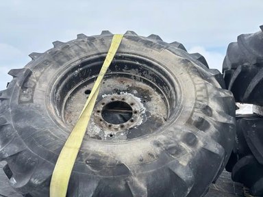 Michelin 650/65R38 80% Pneus et roues — photo 2