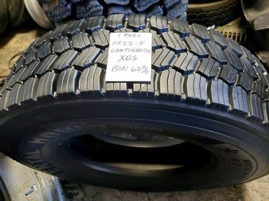 Continental 11R22.5 Pneus — photo 2