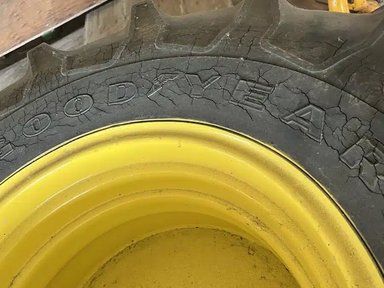 Tires and rims — photo 2