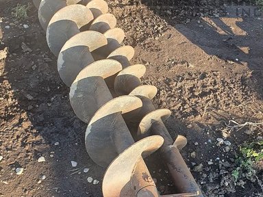 Skidsteer Mount w/ Post Hole Augers Accessoires — photo 2
