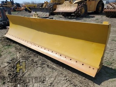 Degelman 14 Ft Loader Angle Blade Accessoires — photo 2