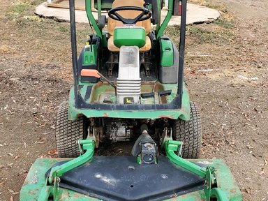John Deere 1445 Tondeuse frontale — photo 2