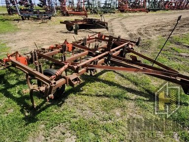 14 Ft Deep Tillage Cultivateur — photo 2