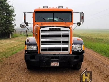 1995 Freightliner FL120 Camion dix roues — photo 2