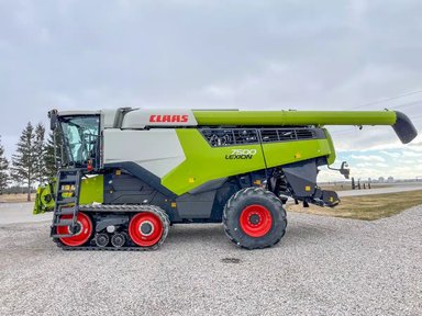 2021 CLAAS LEXION 7500tt Batteuse — photo 2