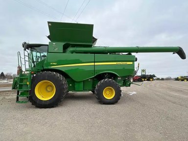 2022 John Deere S790 Batteuse — photo 2