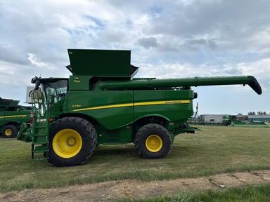 2024 John Deere S780 Batteuse — photo 2