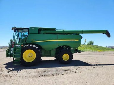 2023 John Deere S780 Batteuse — photo 2