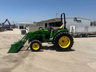 2026 John Deere 4052R Tracteur — photo 2