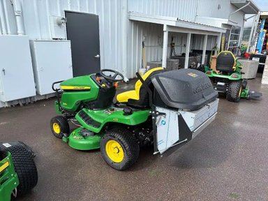 2026 John Deere X354 Tracteur à pelouse — photo 2