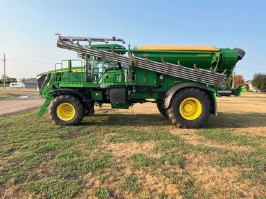 2023 John Deere 800R Applicateur anhydre — photo 2