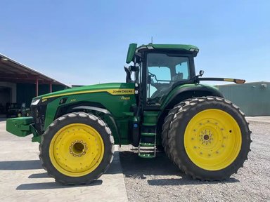 2025 John Deere 8R 370 Tracteur — photo 2