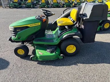 2025 John Deere S240 Tracteur à pelouse — photo 2