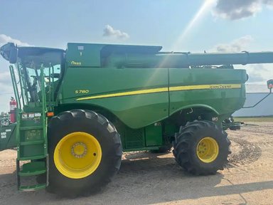 2021 John Deere S780 Batteuse — photo 2