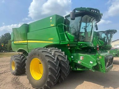 2021 John Deere S780 Batteuse — photo 2