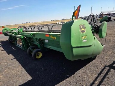 2011 John Deere 630D Nez - Toile/Tapis — photo 2