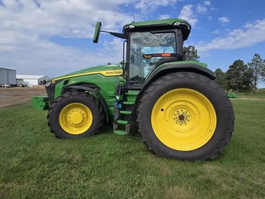2025 John Deere 8R 250 Tracteur — photo 2