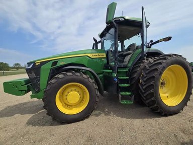 2025 John Deere 8R 250 Tracteur — photo 2