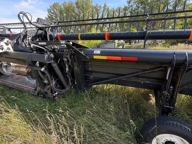 2007 MacDon fd70 Nez - Toile/Tapis — photo 2