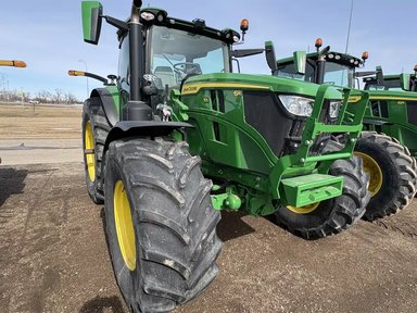 2025 John Deere 6R 165 Tracteur — photo 2