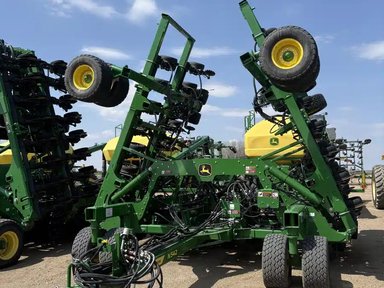 2025 John Deere N542 Semoir à air — photo 2