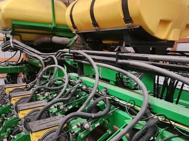 2021 John Deere DB66 Planteur — photo 2