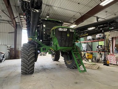 2026 John Deere 616R Arroseur - Automoteur — photo 2