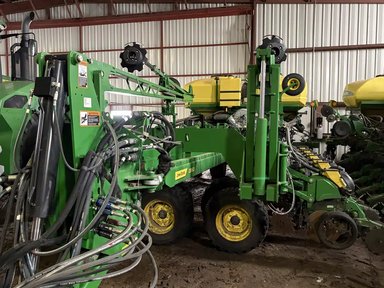 2024 John Deere DB60 Planteur — photo 2