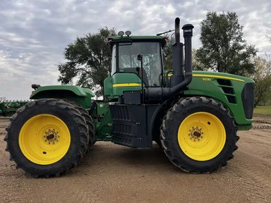 2011 John Deere 9230 Tracteur — photo 2