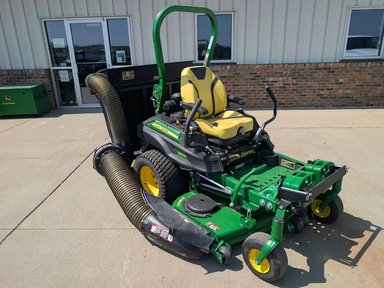 2022 John Deere Z960M Tondeuse à rayon de braquage zéro — photo 2