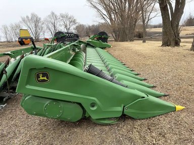 2021 John Deere C18R Nez - Maïs — photo 2
