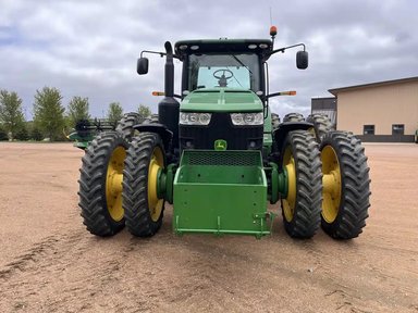 2012 John Deere 8335R Tracteur — photo 2
