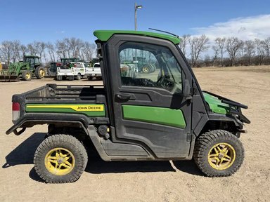 2024 John Deere XUV 835R Véhicule utilitaire — photo 2