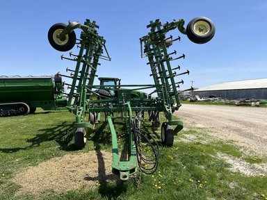 2003 John Deere 2200 Cultivateur — photo 2