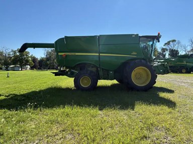 2012 John Deere S680 Batteuse — photo 2