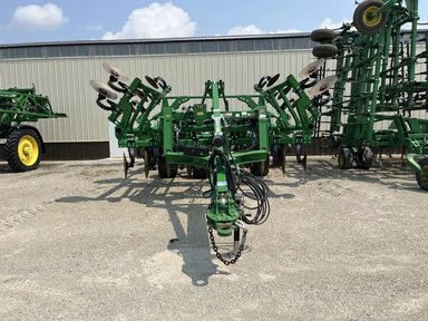 2024 John Deere 2730 défonceuse — photo 2