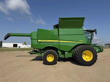2023 John Deere S780 Batteuse — photo 2