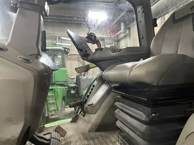 2025 John Deere 8R 410 Tracteur — photo 2