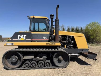 1995 Caterpillar 75C Tracteur — photo 2